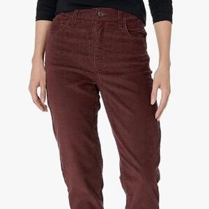 Levi's Women's High Waisted Mom Jean Burgundy Corduroy, size 29, regular inseam